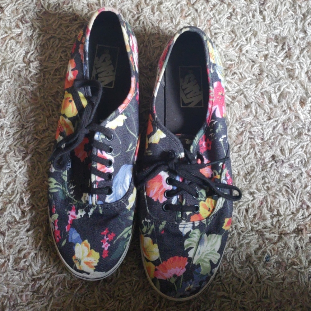 Floral Vans
